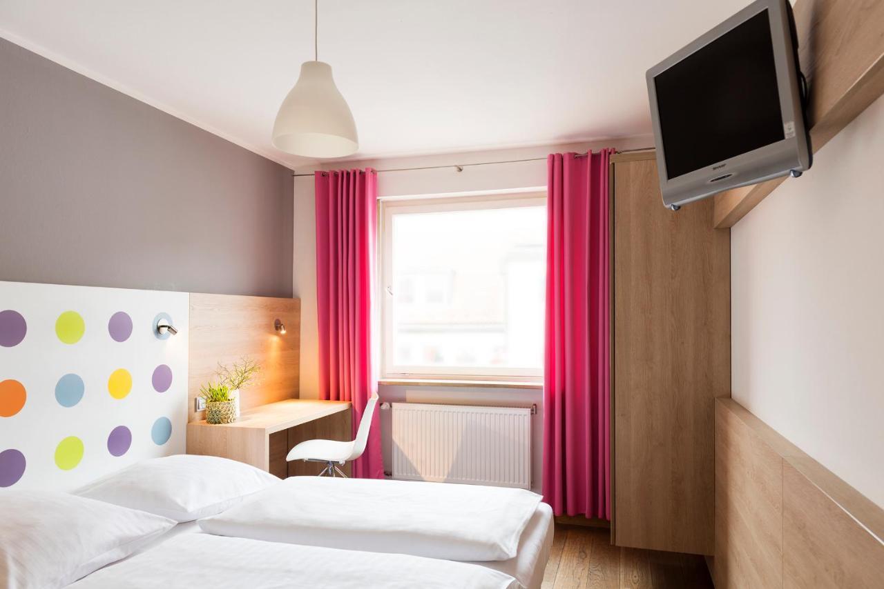 Hotel 1st Creatif Elephant