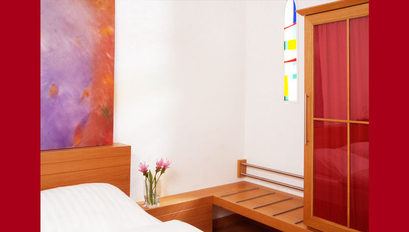 Hotel 1st Creatif Elephant