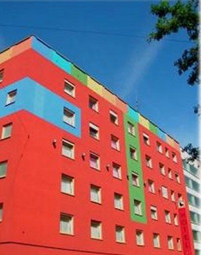 1st Creatif Elephant Hotel